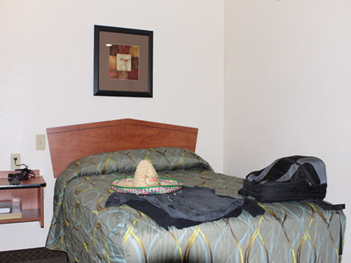 Woodspring Suites Washington Dc Andrews Afb แคมป์สปริงส์ ภายนอก รูปภาพ