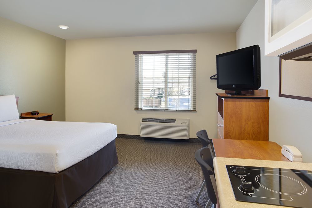 Woodspring Suites Washington Dc Andrews Afb แคมป์สปริงส์ ภายนอก รูปภาพ